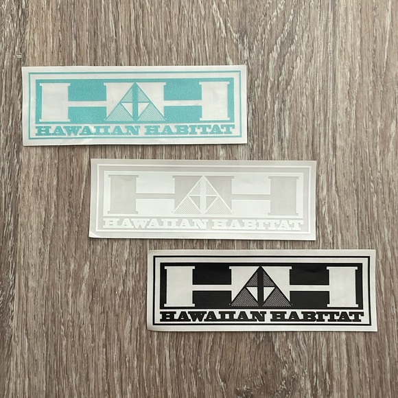 Free With Bundle! Choice of 1 Hawaiian Habitat HH Logo Sticker - Picture 1 of 4